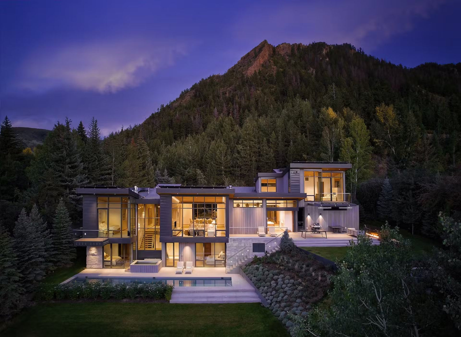 Transforming Spaces with Outdoor Lighting