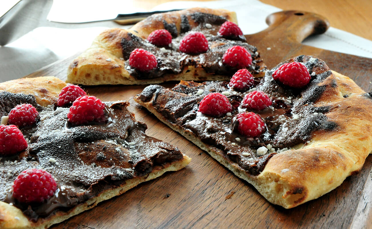 Chocolate Hazelnut Raspberry Pizza
