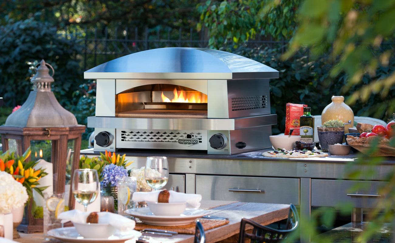 Four Tips for Hosting a Backyard Pizza Party