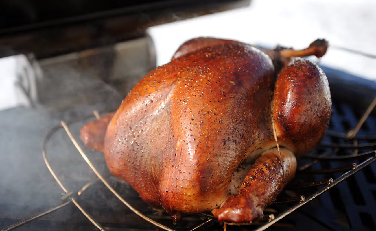 Guide for Smoking a Turkey on the Shokunin