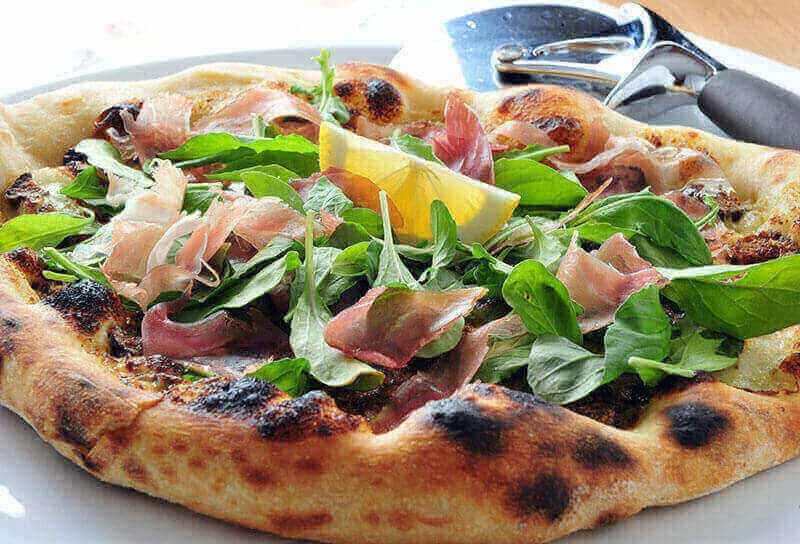 Fennel Cream Pizza with Figs, Prosciutto and Arugula