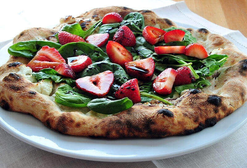 Strawberry Spinach Salad Pizza