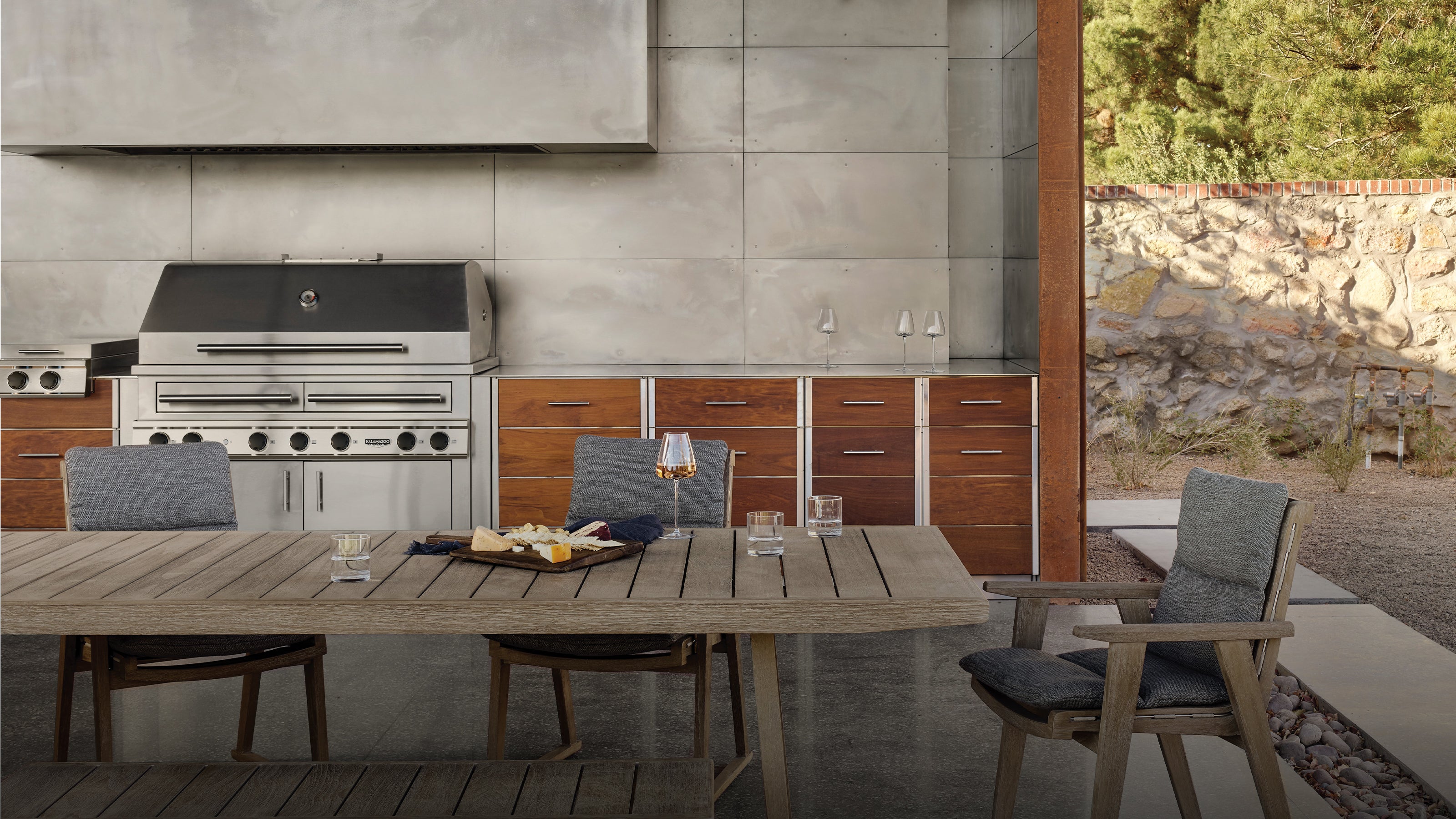 Arcadia Door Style | Kalamazoo Outdoor Gourmet