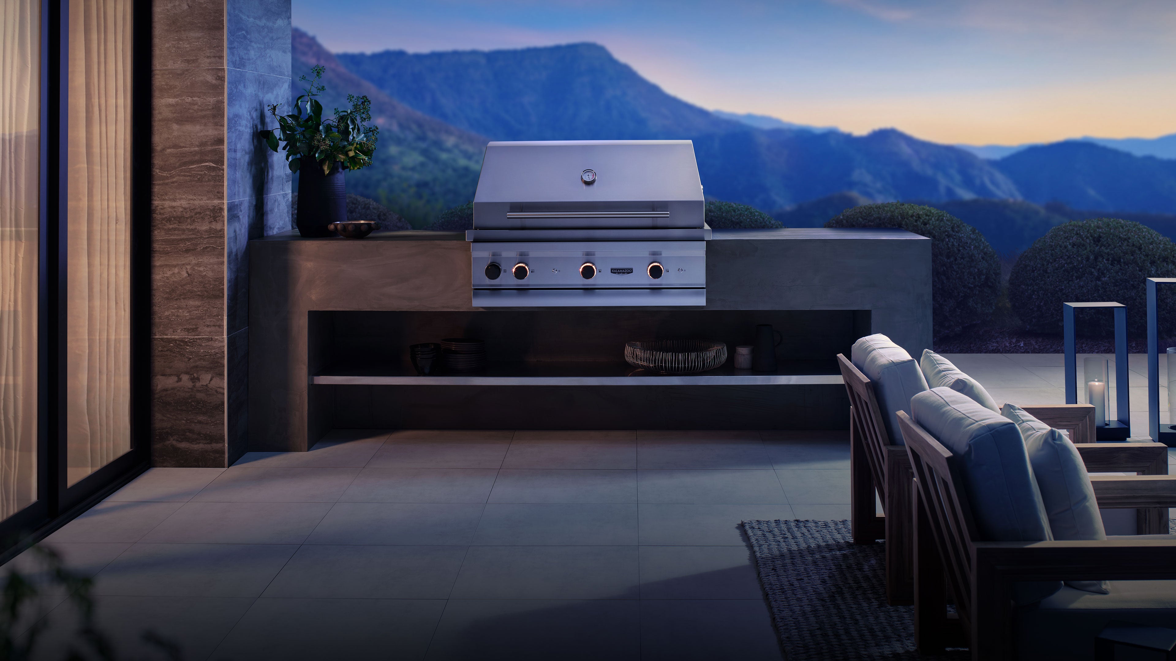 Echo 5 Freestanding Gas Grill | Kalamazoo Outdoor Gourmet