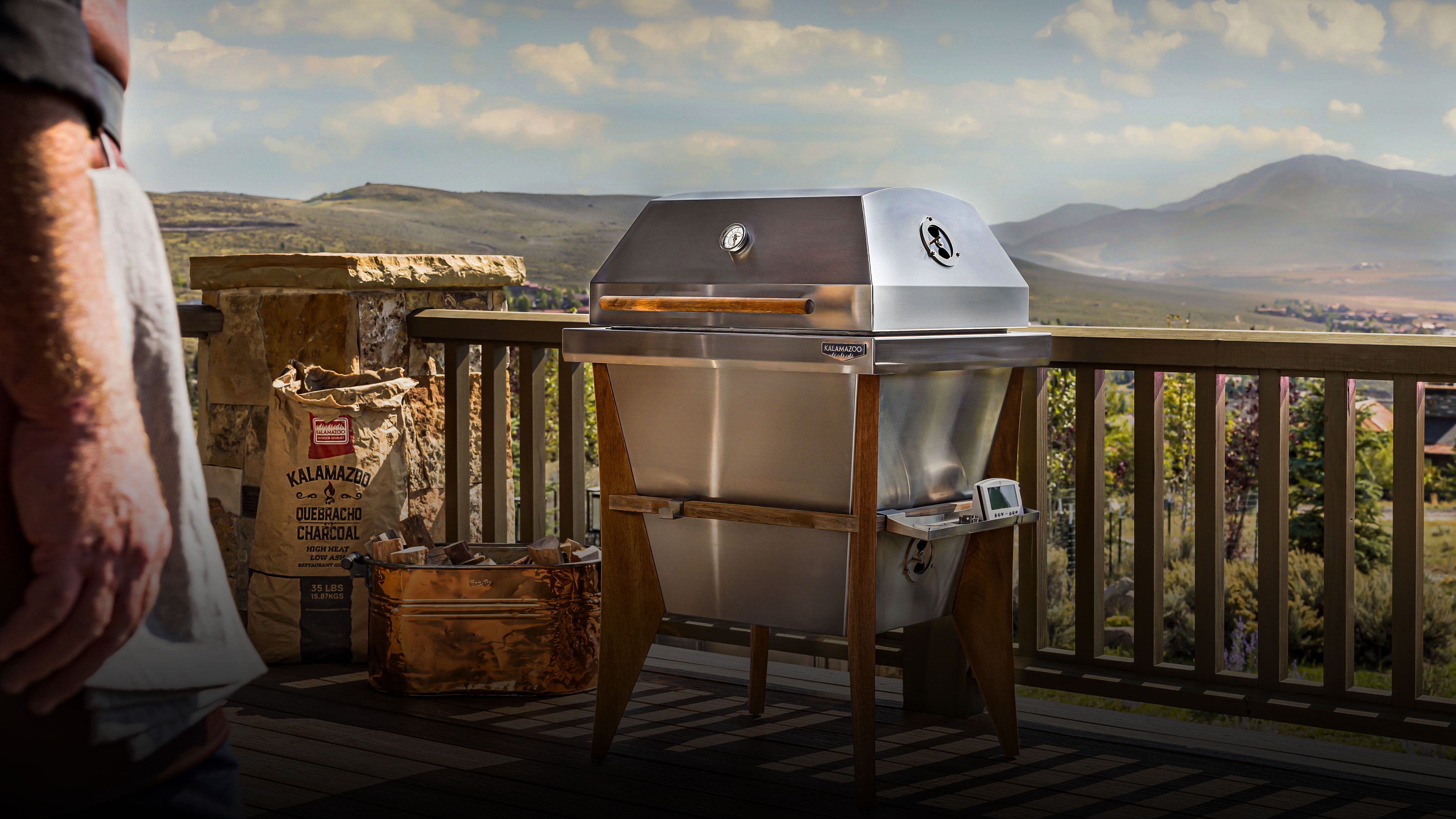 Shokunin Kamado Grill | Kalamazoo Outdoor Gourmet